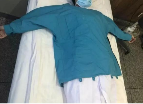 山西护士发明术后护理服获国家专利